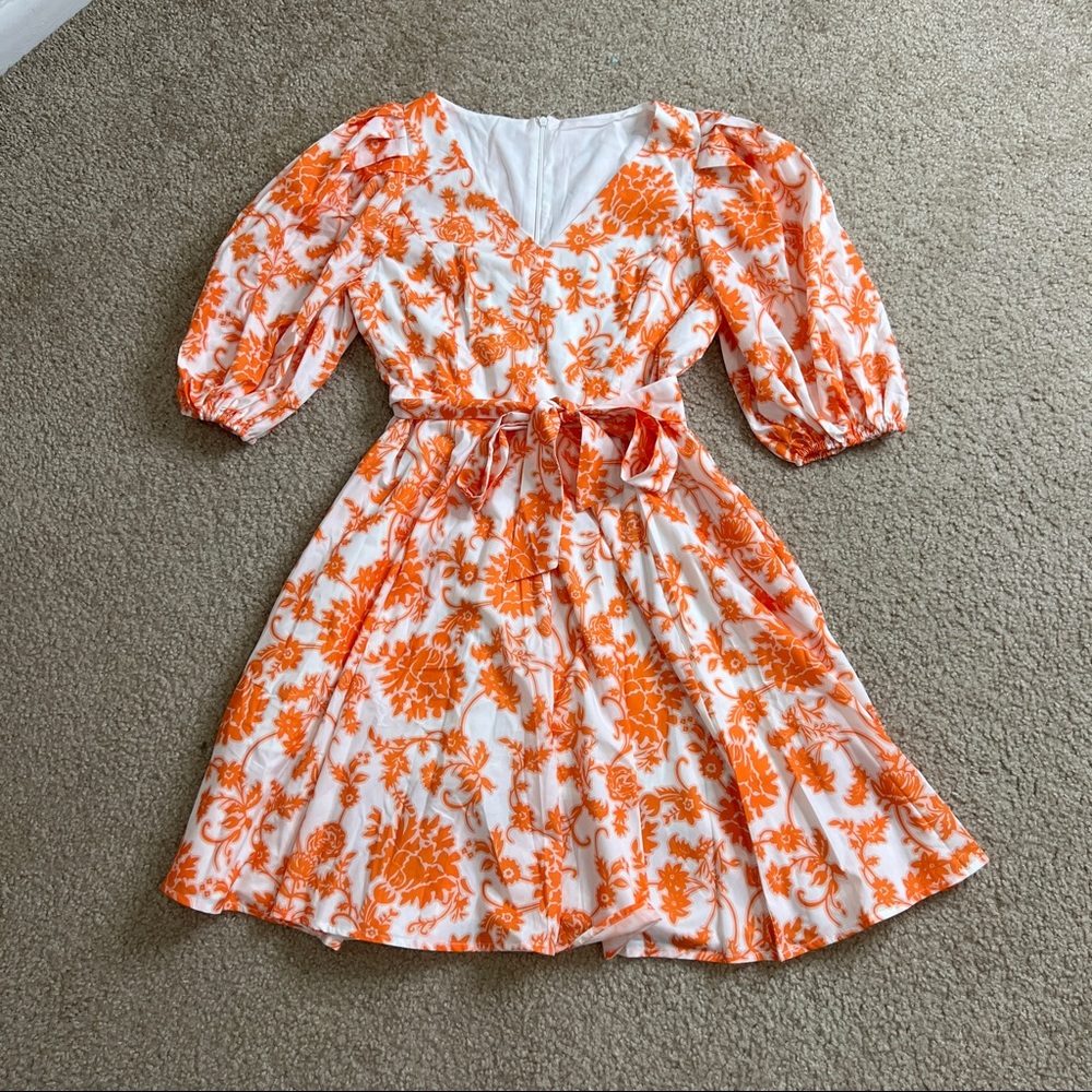 CHICWISH DIVINE FLOWER VINE PRINTED V-NECK DRESS IN ORANGE PUFF SLEEVE TIE WAIST